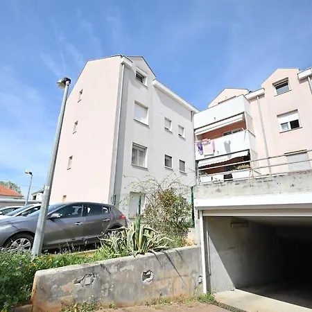 L & Z Visnjik زادار