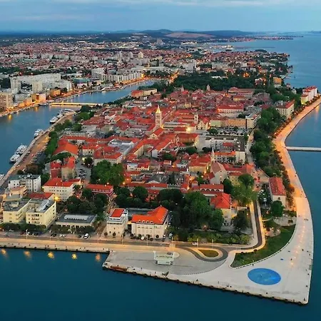 شقة L & Z Visnjik زادار