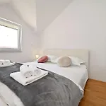L & Z Visnjik Apartmán