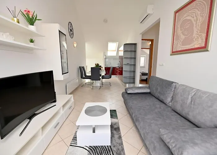 L & Z Visnjik דירה זאדאר